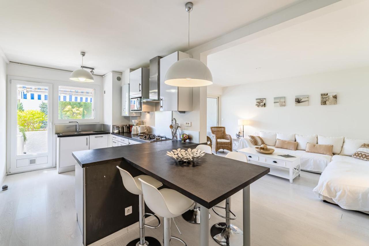 דירות Cassis Center מראה חיצוני תמונה